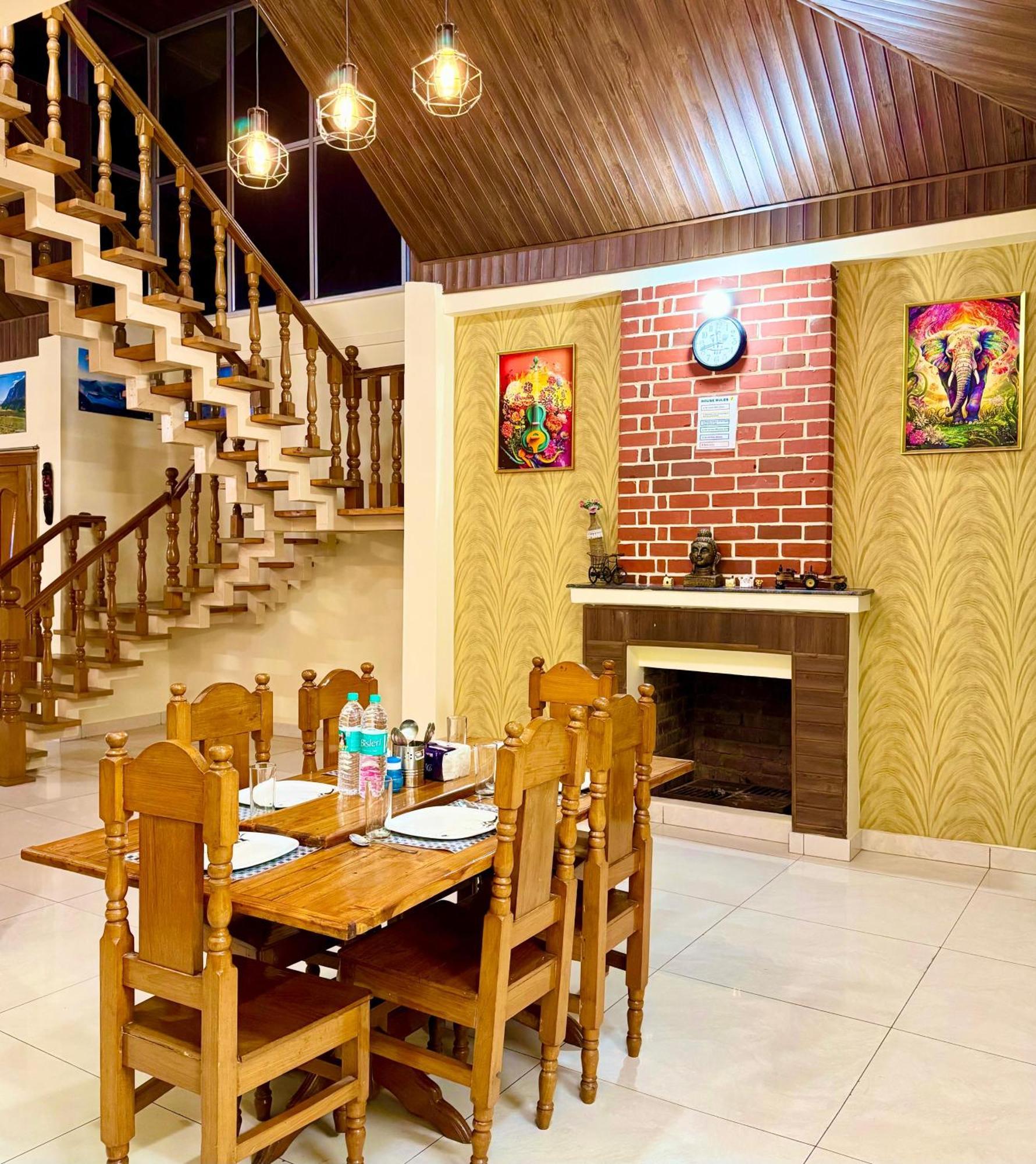 The Auriga 3Bhk Fully Entair Villa With Bonfire In Kasauli I Pvt Stay I Open Air Terrace I Kitchen Livingroom I Lawn Bonfire I Gaming Zone Eksteriør billede