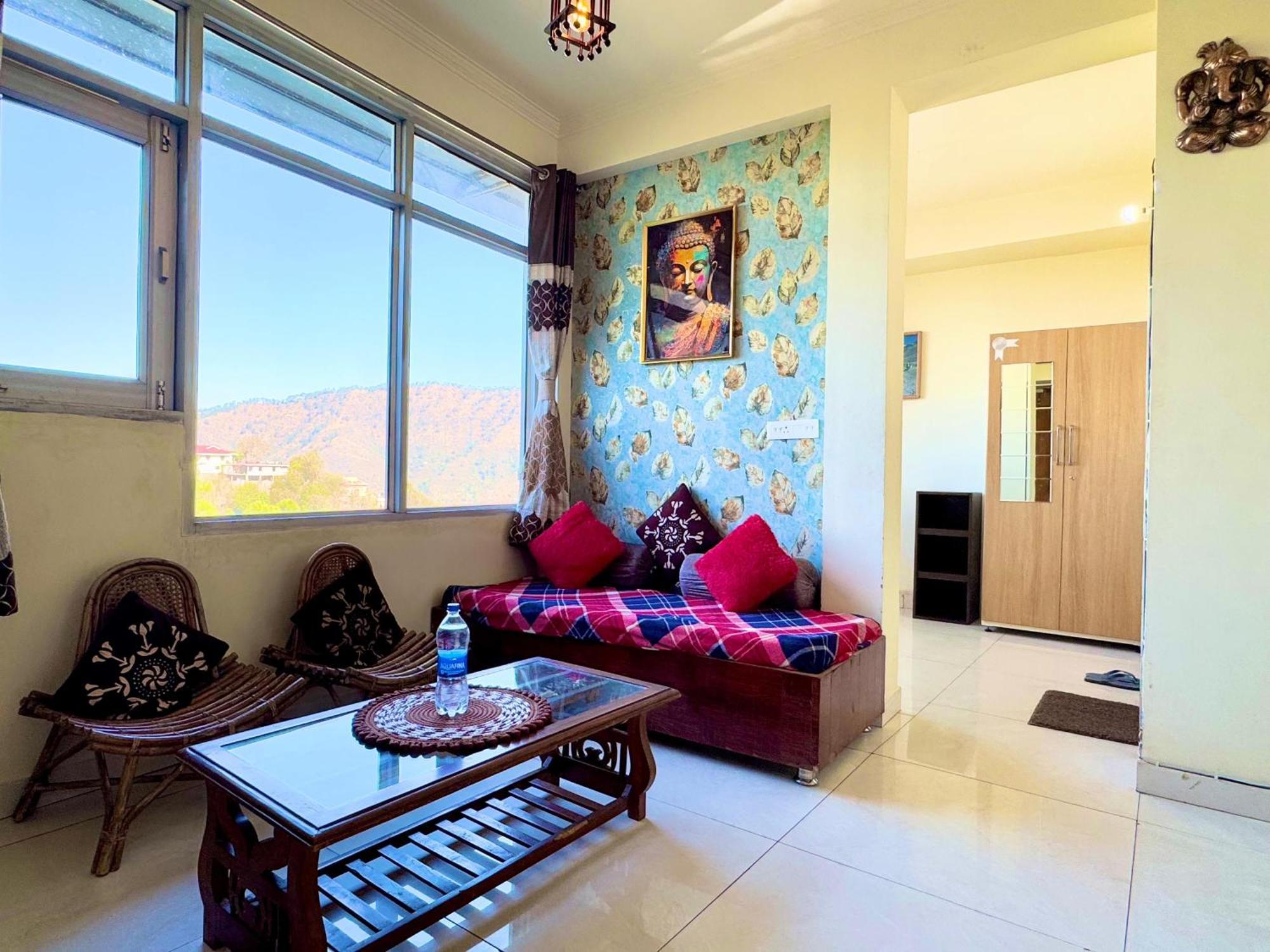 The Auriga 3Bhk Fully Entair Villa With Bonfire In Kasauli I Pvt Stay I Open Air Terrace I Kitchen Livingroom I Lawn Bonfire I Gaming Zone Eksteriør billede